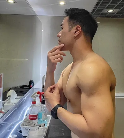 YOUDO · 男技师 · Mandel Spa · 曼谷 (照片 4)